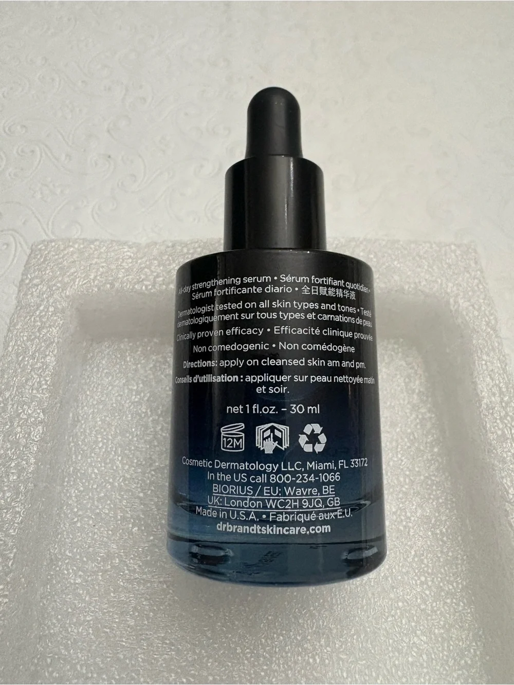 Dr. Brandt Drop of Strength Daily Strengthening Serum - Blue and Black